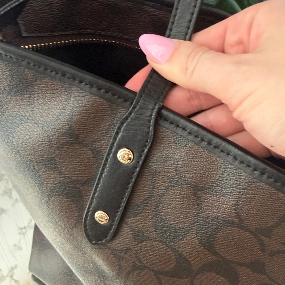 Coach City Tote in Signature Canvas Brown/Black - Classic & Spacious - Picture 10 of 17